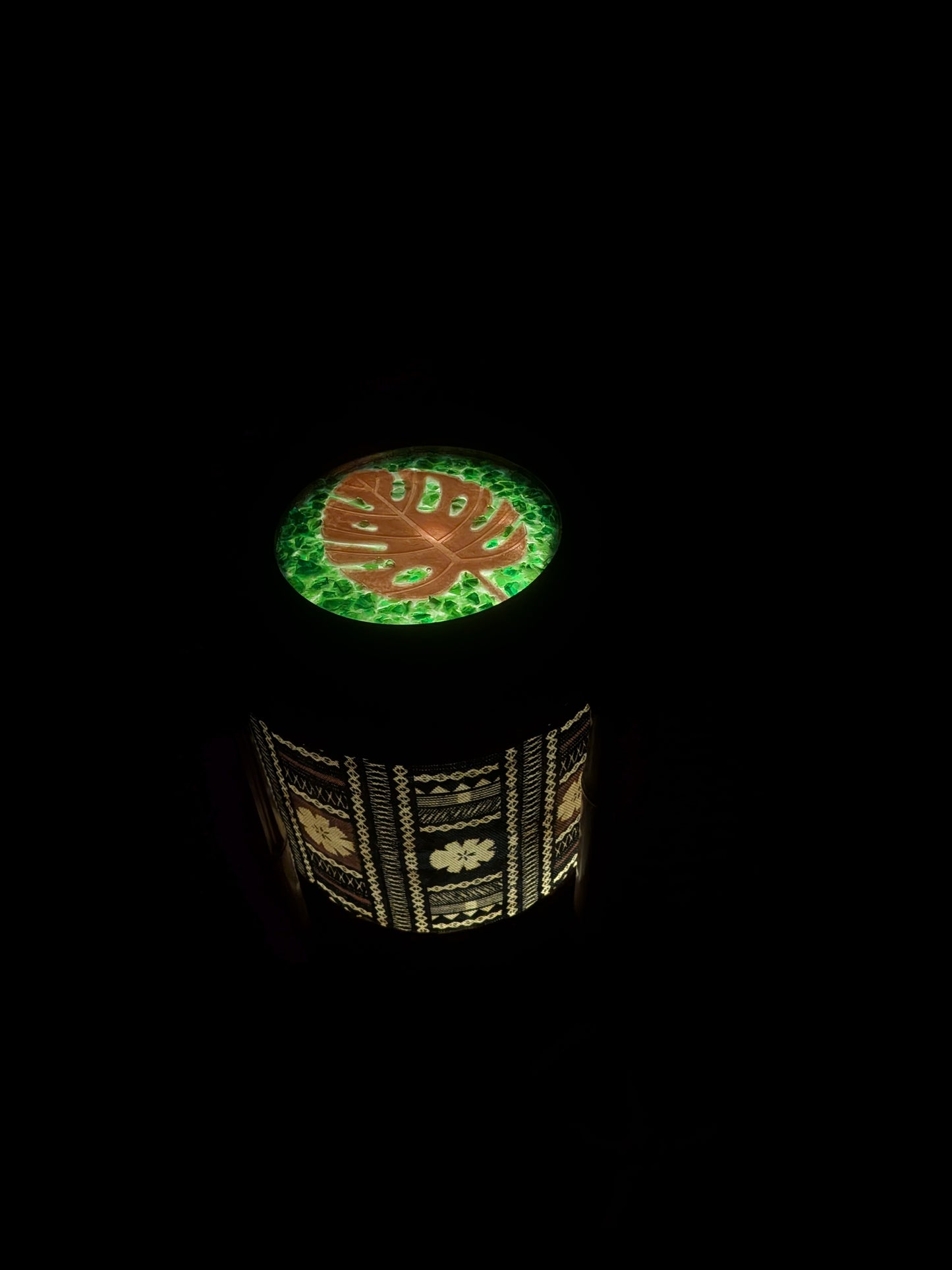 Traditional Tapa Table Lamp