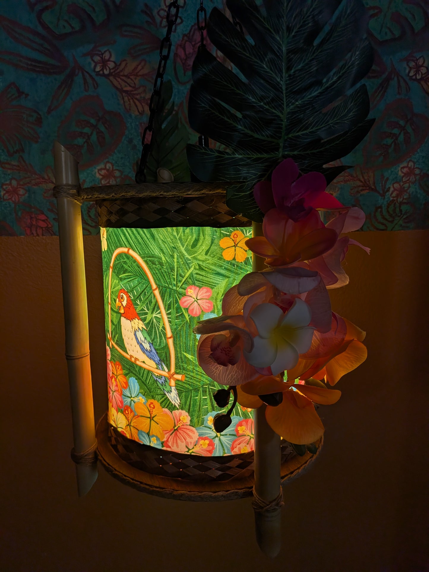 Loli Lamp Birds Sing Words