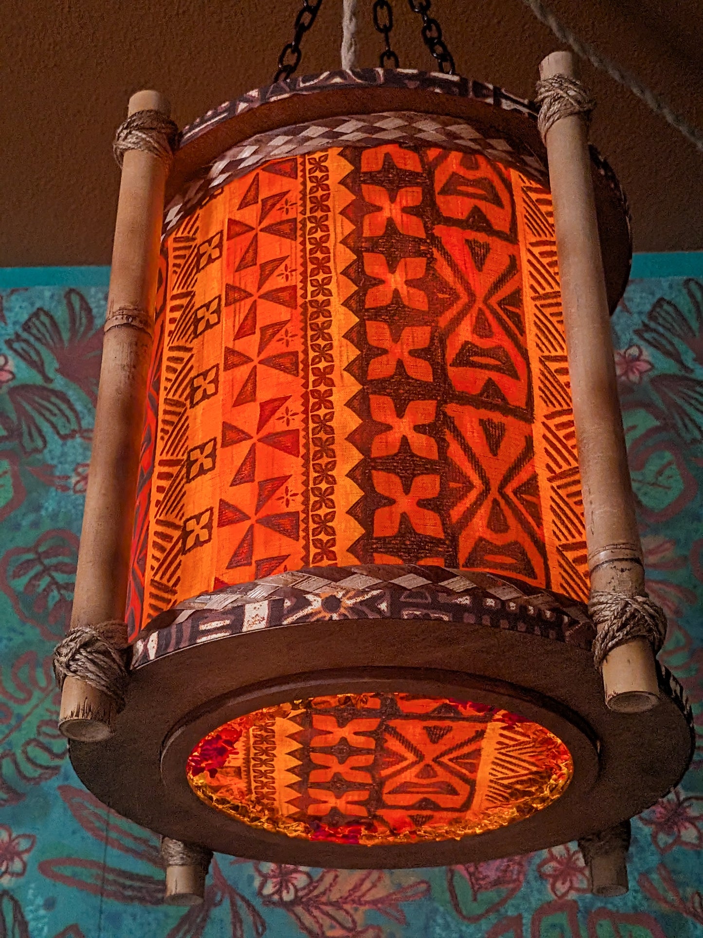 Loli Lamp Red Tiki