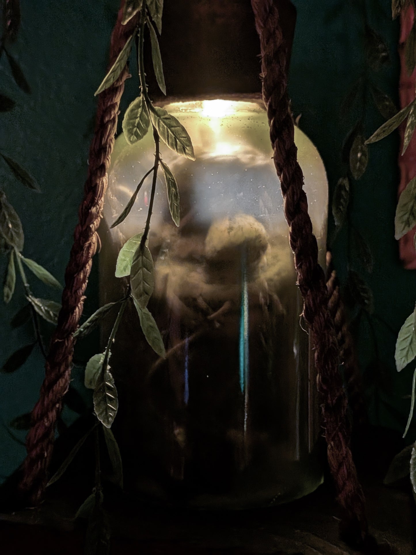 Creature Feature Shrunken Head Beachcomber Lamp