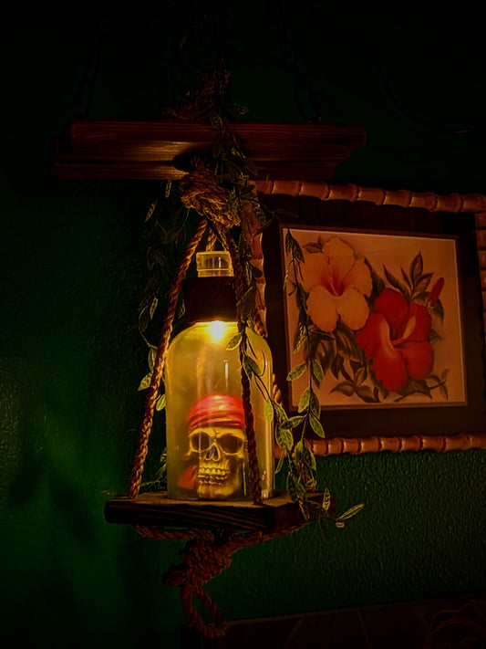 Creature Feature Pirate Skull Beachcomber Lamp