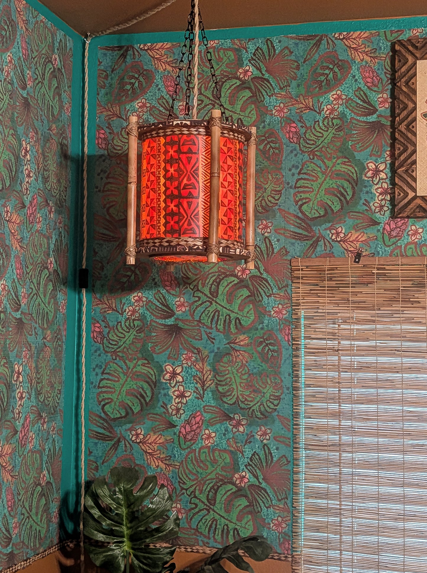 Loli Lamp Red Tiki