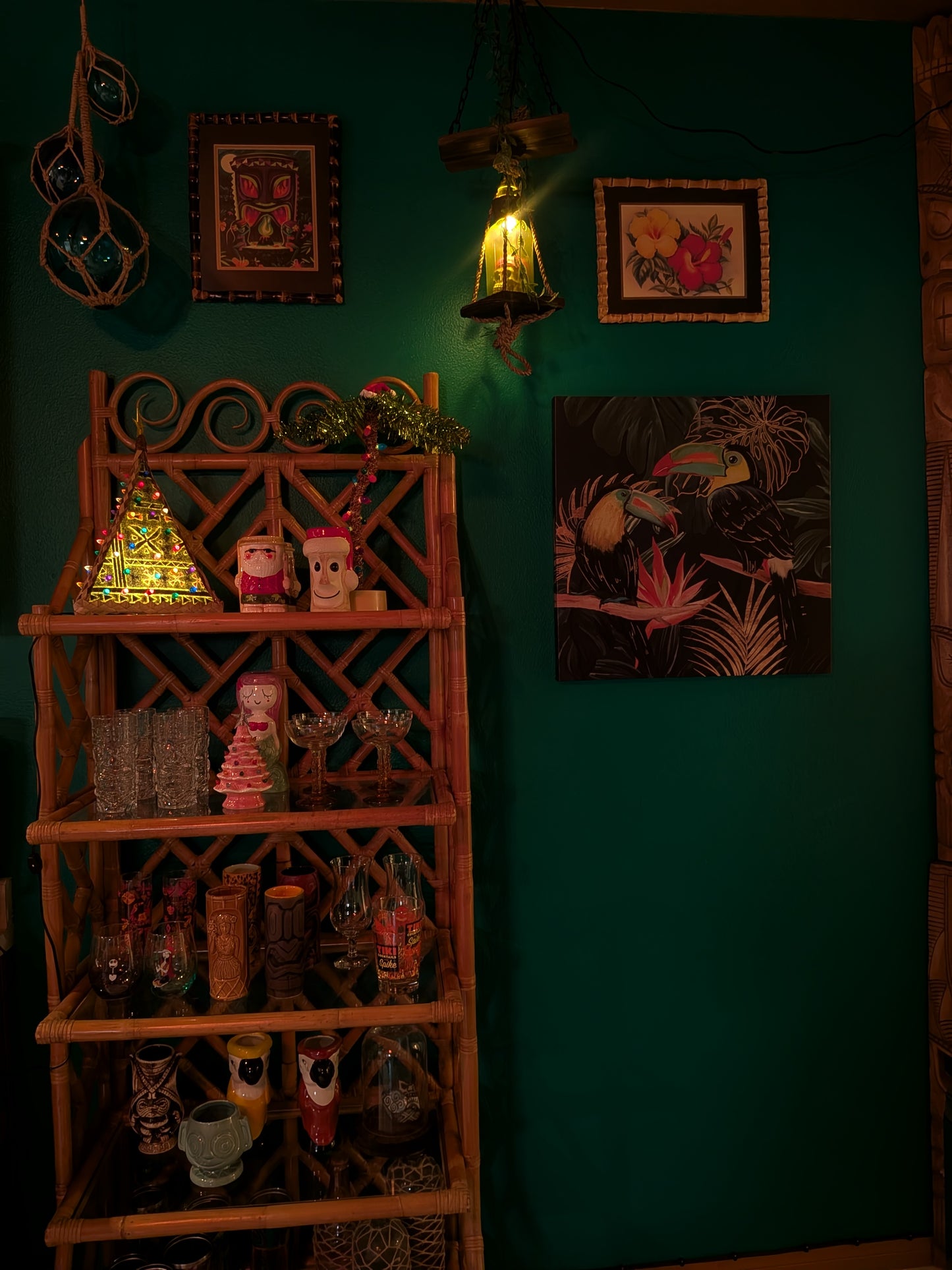 Creature Feature Pirate Skull Beachcomber Lamp