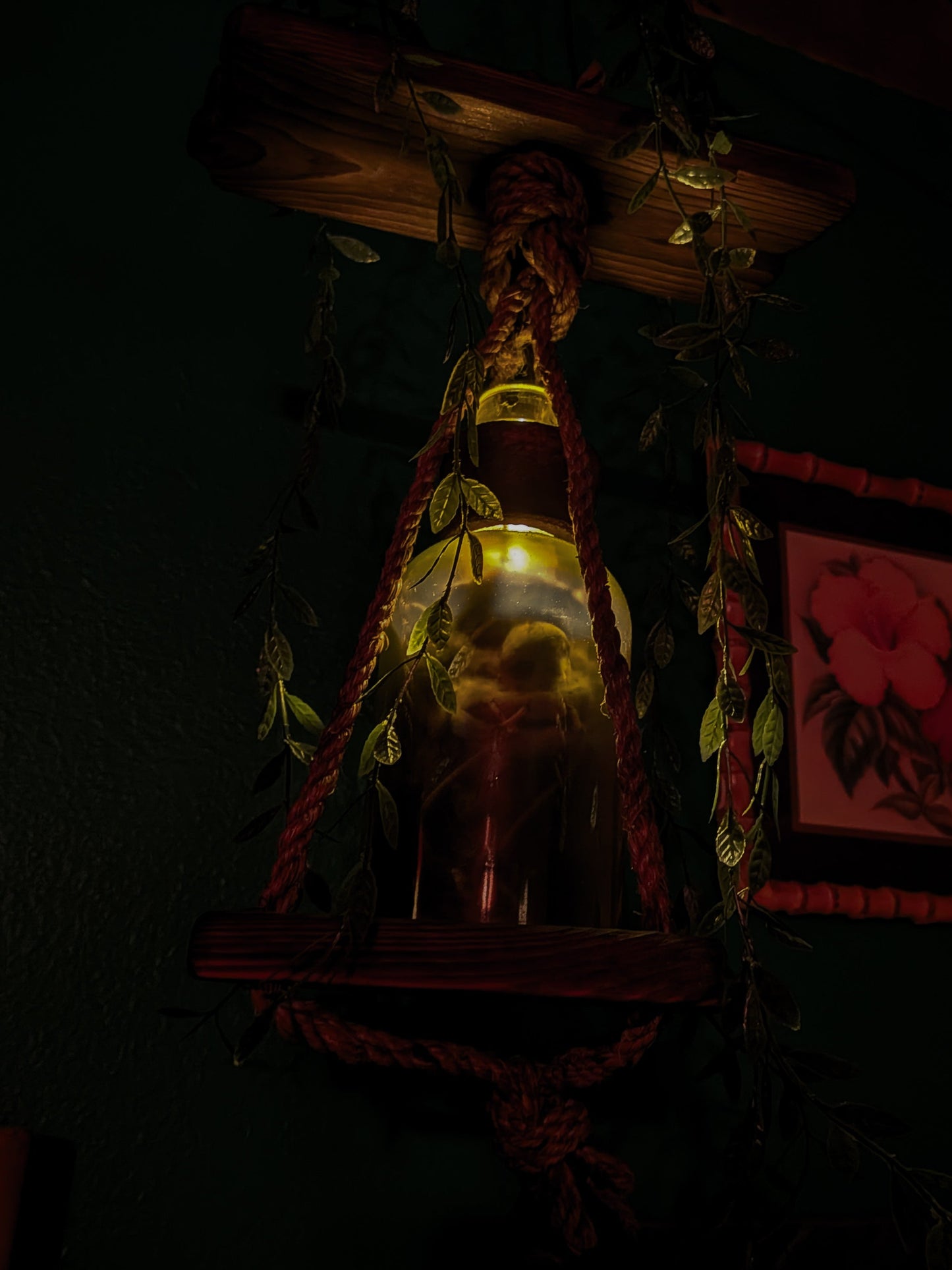 Creature Feature Shrunken Head Beachcomber Lamp